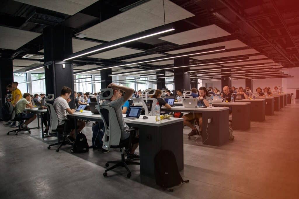 CREATING HEALTHY COMPETITION IN A SALES TEAM